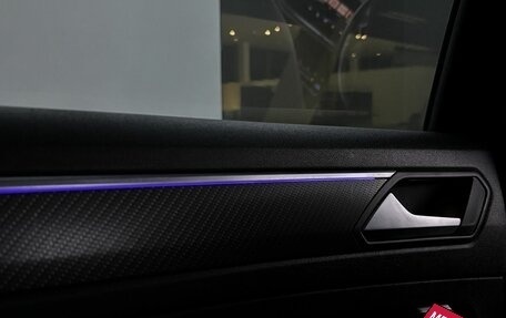 Volkswagen Tiguan II, 2021 год, 4 190 000 рублей, 26 фотография