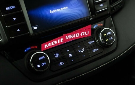 Toyota RAV4, 2016 год, 2 189 898 рублей, 16 фотография