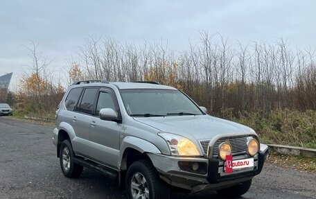Toyota Land Cruiser Prado 120 рестайлинг, 2004 год, 1 090 000 рублей, 2 фотография