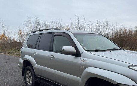 Toyota Land Cruiser Prado 120 рестайлинг, 2004 год, 1 090 000 рублей, 10 фотография