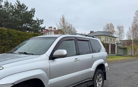 Toyota Land Cruiser Prado 120 рестайлинг, 2004 год, 1 090 000 рублей, 7 фотография