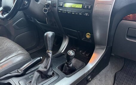 Toyota Land Cruiser Prado 120 рестайлинг, 2004 год, 1 090 000 рублей, 19 фотография