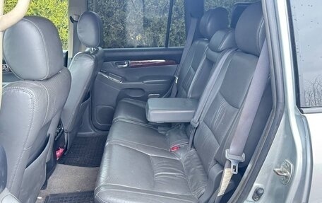 Toyota Land Cruiser Prado 120 рестайлинг, 2004 год, 1 090 000 рублей, 22 фотография