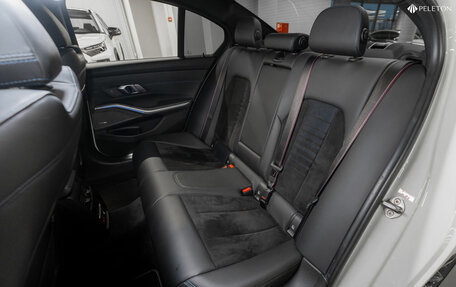 BMW 3 серия, 2019 год, 4 200 000 рублей, 16 фотография