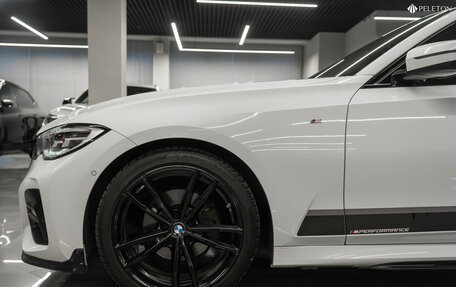 BMW 3 серия, 2019 год, 4 200 000 рублей, 21 фотография