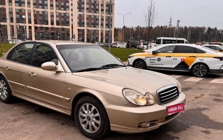 Hyundai Sonata IV рестайлинг, 2005 год, 335 000 рублей, 1 фотография