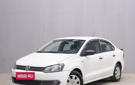 Volkswagen Polo VI (EU Market), 2012 год, 539 000 рублей, 2 фотография