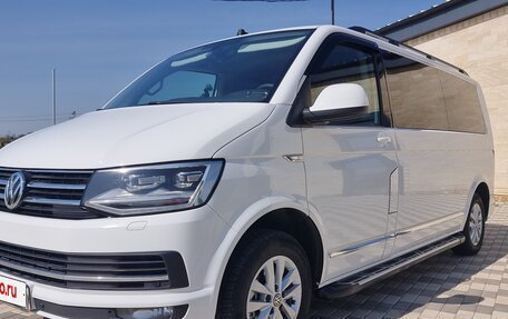 Volkswagen Caravelle T6 рестайлинг, 2018 год, 3 650 000 рублей, 2 фотография