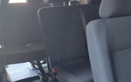 Volkswagen Caravelle T6 рестайлинг, 2018 год, 3 650 000 рублей, 14 фотография