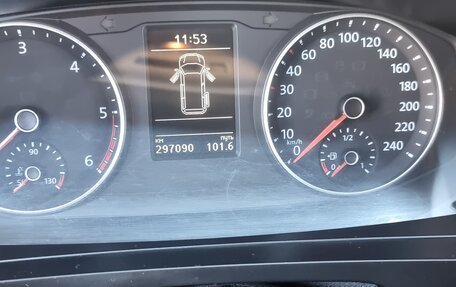 Volkswagen Caravelle T6 рестайлинг, 2018 год, 3 650 000 рублей, 22 фотография