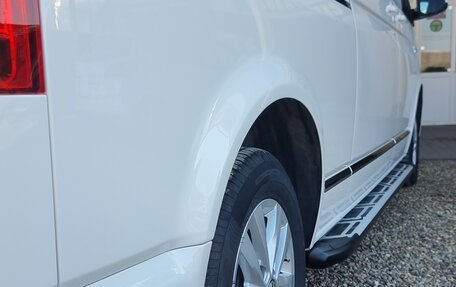 Volkswagen Caravelle T6 рестайлинг, 2018 год, 3 650 000 рублей, 26 фотография