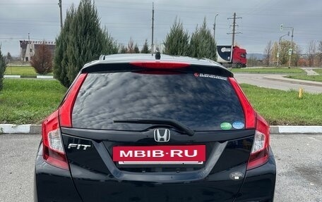 Honda Fit III, 2013 год, 965 000 рублей, 2 фотография