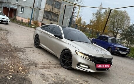 Honda Accord IX рестайлинг, 2019 год, 2 100 000 рублей, 6 фотография