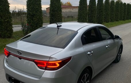 KIA Rio IV, 2019 год, 1 500 000 рублей, 2 фотография