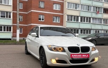 BMW 3 серия, 2011 год, 1 350 000 рублей, 3 фотография