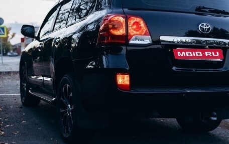 Toyota Land Cruiser 200, 2014 год, 4 400 000 рублей, 27 фотография