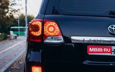 Toyota Land Cruiser 200, 2014 год, 4 400 000 рублей, 26 фотография