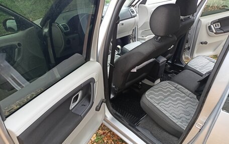 Skoda Roomster, 2008 год, 500 000 рублей, 3 фотография