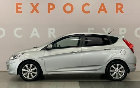 Hyundai Solaris II рестайлинг, 2011 год, 920 000 рублей, 8 фотография