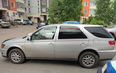 Toyota Vista V30, 1998 год, 600 000 рублей, 2 фотография