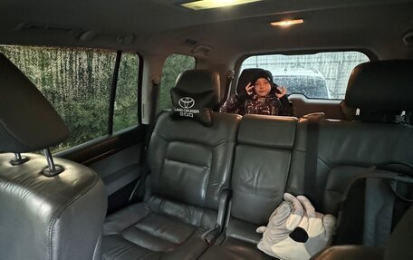 Toyota Land Cruiser 200, 2009 год, 3 100 000 рублей, 9 фотография