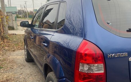 Hyundai Tucson III, 2007 год, 650 000 рублей, 3 фотография