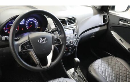 Hyundai Solaris II рестайлинг, 2015 год, 799 000 рублей, 6 фотография