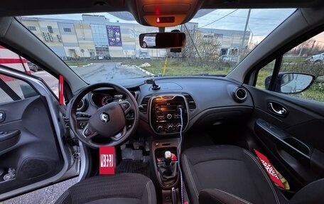 Renault Kaptur I рестайлинг, 2019 год, 1 350 000 рублей, 6 фотография