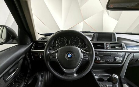 BMW 3 серия, 2017 год, 1 897 000 рублей, 11 фотография