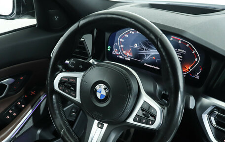 BMW 3 серия, 2019 год, 3 560 000 рублей, 17 фотография