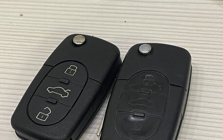 Audi A4, 2002 год, 500 000 рублей, 17 фотография