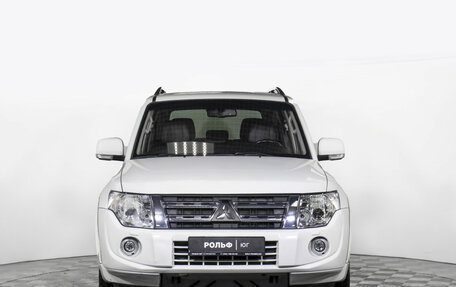 Mitsubishi Pajero IV, 2011 год, 2 235 000 рублей, 2 фотография