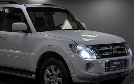 Mitsubishi Pajero IV, 2011 год, 2 235 000 рублей, 18 фотография