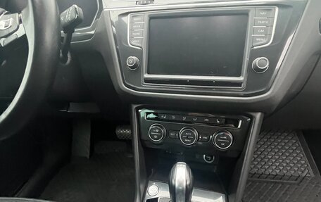 Volkswagen Tiguan II, 2017 год, 3 150 000 рублей, 16 фотография