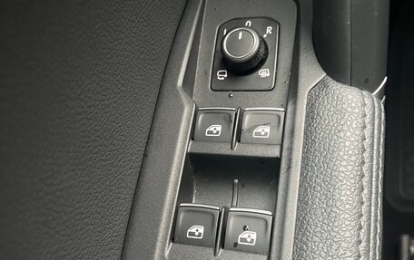 Volkswagen Tiguan II, 2017 год, 3 150 000 рублей, 29 фотография