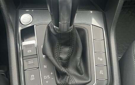 Volkswagen Tiguan II, 2017 год, 3 150 000 рублей, 28 фотография