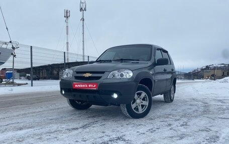 Chevrolet Niva I рестайлинг, 2017 год, 800 000 рублей, 1 фотография