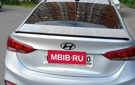 Hyundai Solaris II рестайлинг, 2017 год, 960 000 рублей, 2 фотография