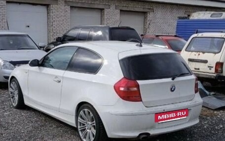 BMW 1 серия, 2009 год, 700 000 рублей, 2 фотография