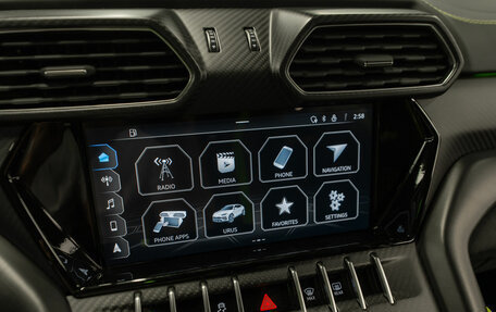 Lamborghini Urus I, 2022 год, 29 750 000 рублей, 26 фотография