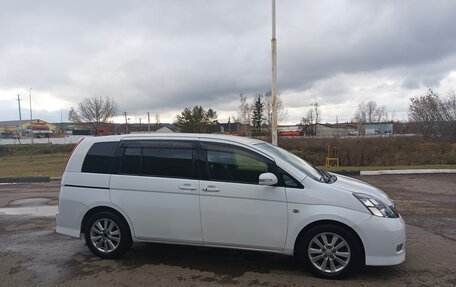 Toyota ISis I, 2006 год, 890 000 рублей, 2 фотография