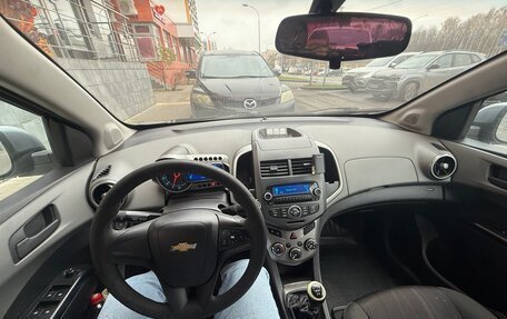 Chevrolet Aveo III, 2013 год, 395 000 рублей, 3 фотография