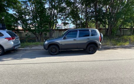 Chevrolet Niva I рестайлинг, 2017 год, 800 000 рублей, 8 фотография
