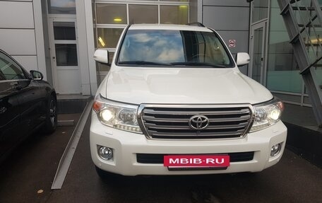 Toyota Land Cruiser 200, 2014 год, 4 650 000 рублей, 2 фотография