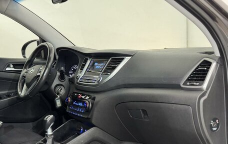 Hyundai Tucson III, 2017 год, 2 099 000 рублей, 13 фотография