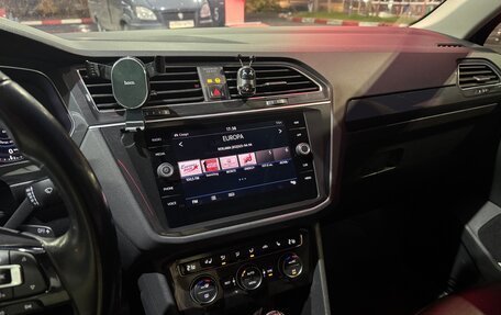 Volkswagen Tiguan II, 2017 год, 2 600 000 рублей, 10 фотография