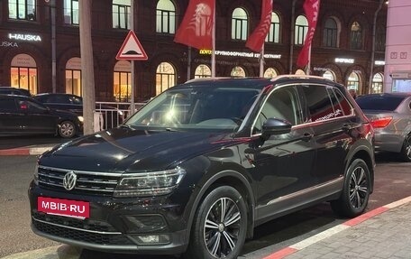 Volkswagen Tiguan II, 2017 год, 2 600 000 рублей, 6 фотография