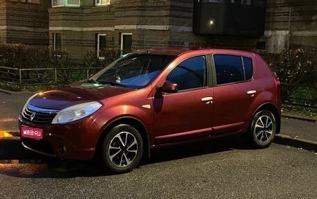 Renault Sandero I, 2012 год, 670 000 рублей, 1 фотография