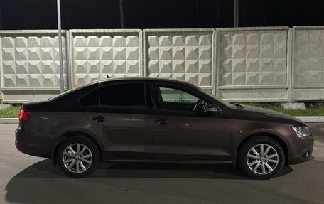 Volkswagen Jetta VI, 2014 год, 650 000 рублей, 6 фотография