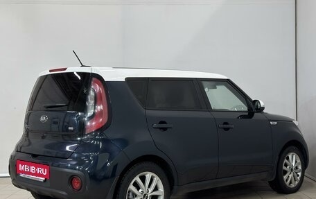 KIA Soul II рестайлинг, 2018 год, 1 729 000 рублей, 7 фотография